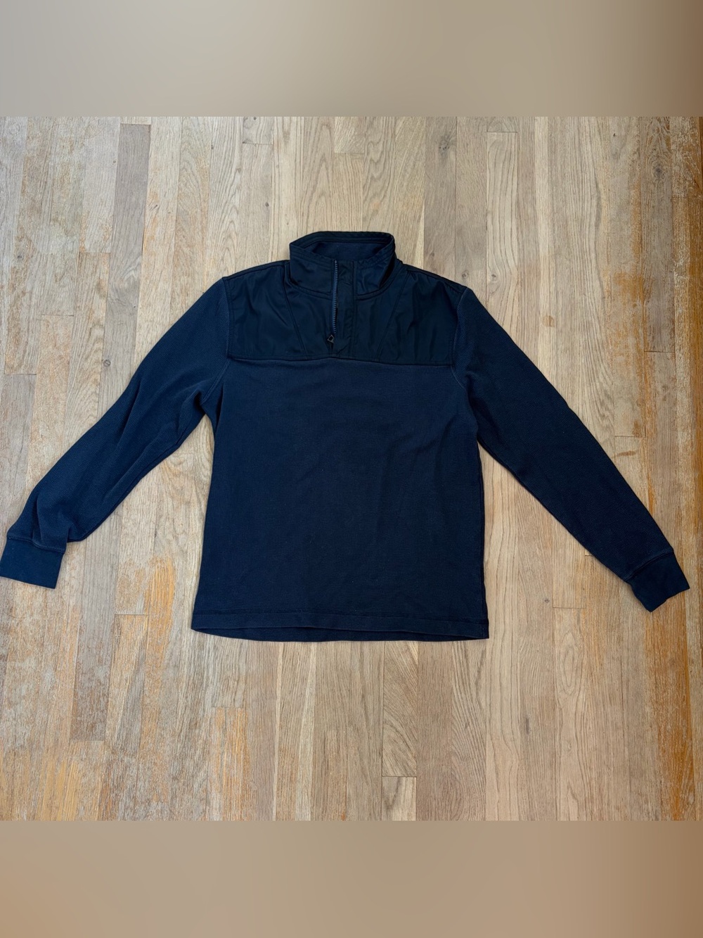 Banana Republic Men’s Navy Waffle Knit Quarter Zip Pullover M